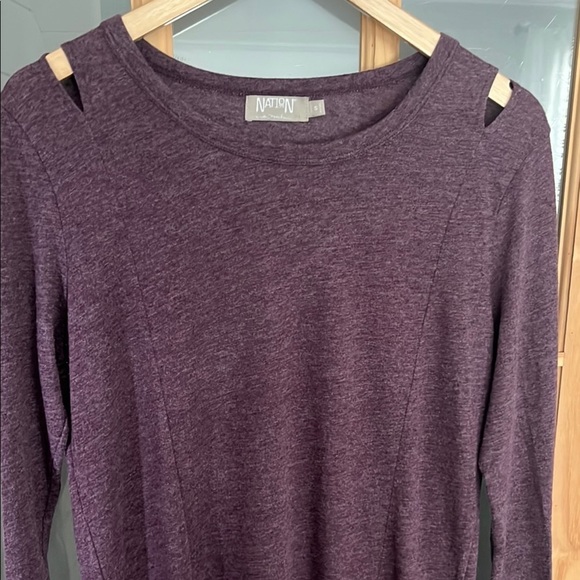 Nation LTD Purple Oversized Long Sleeve Cut Out Sweatshirt Sz small - Picture 2 of 8
